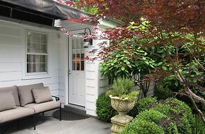 The 1770 House Restaurant & Inn