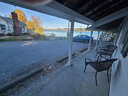 Lake View Motel