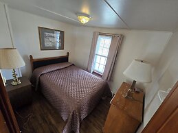 Lake View Motel