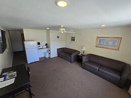 Lake View Motel