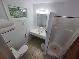 Lake View Motel