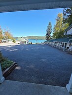 Lake View Motel