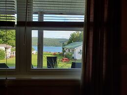 Lake View Motel