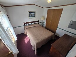 Lake View Motel