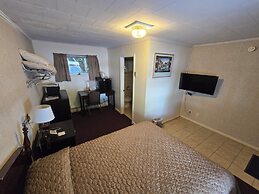 Lake View Motel