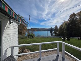 Lake View Motel