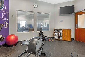 Holiday Inn Express And Suites Astoria by IHG