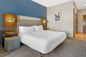 Holiday Inn Express And Suites Astoria by IHG