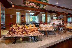 Hotel Laghetto Siena