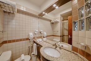 Hotel Laghetto Siena