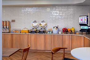 Fairfield Inn & Suites by Marriott Brunswick Freeport