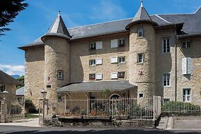 Chateau des Comtes de Challes
