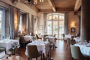 Chateau des Comtes de Challes