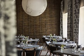 COMO Le Montrachet