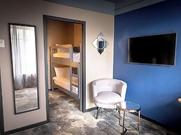 Mercure Rochefort La Corderie Royale