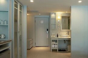 Katathani Phuket Beach Resort