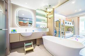 Katathani Phuket Beach Resort