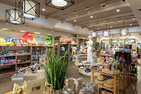 Katathani Phuket Beach Resort