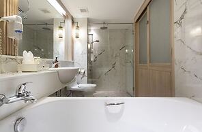 Katathani Phuket Beach Resort