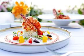 Katathani Phuket Beach Resort