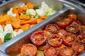 Katathani Phuket Beach Resort