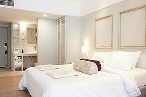 Katathani Phuket Beach Resort