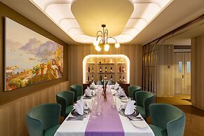 Katathani Phuket Beach Resort