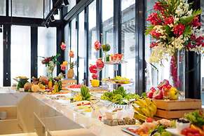 Katathani Phuket Beach Resort