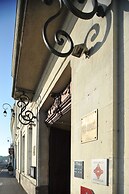 Hôtel Anne d'Anjou,The Originals Collection