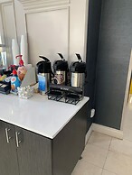 La Quinta Inn & Suites by Wyndham OKC North - Quail Springs