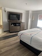 La Quinta Inn & Suites by Wyndham OKC North - Quail Springs