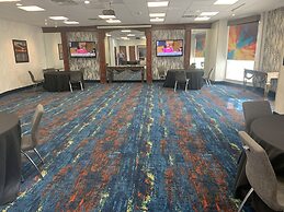 La Quinta Inn & Suites by Wyndham OKC North - Quail Springs