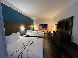 La Quinta Inn & Suites by Wyndham OKC North - Quail Springs