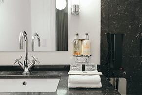 Hotel Borg by Keahotels