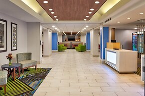 Holiday Inn Express Hotel & Suites Chesapeake by IHG