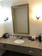 Comfort Inn & Suites Gatesville near Fort Cavazos