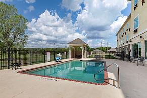 Comfort Inn & Suites Gatesville near Fort Cavazos