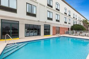 Wingate by Wyndham - Destin FL