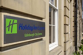 Holiday Inn Express - Edinburgh City Centre by IHG