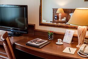 Crystal Palace Boutique Hotel