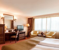 Crystal Palace Boutique Hotel