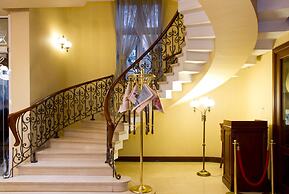 Crystal Palace Boutique Hotel