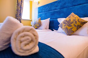 Stonecross Manor Hotel