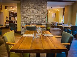 Stonecross Manor Hotel