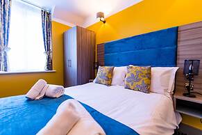 Stonecross Manor Hotel