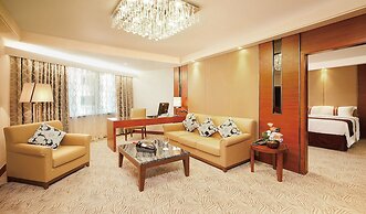 HOTEL EMPEROR - MACAU