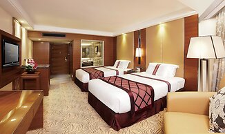 HOTEL EMPEROR - MACAU