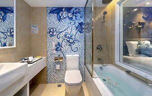 HOTEL EMPEROR - MACAU