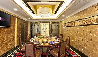 HOTEL EMPEROR - MACAU