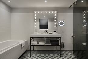 Van der Valk Hotel Sassenheim - Leiden